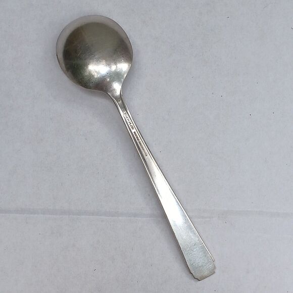Vtg Oneida Community Friendship Medality Round Soup Gumbo Spoon-1932-Tudor Plate - Picture 3 of 6